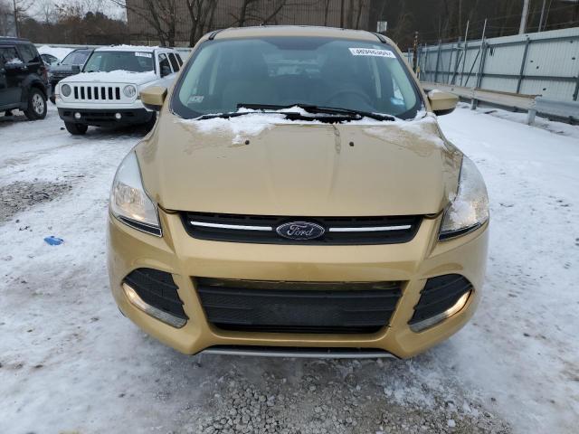 1FMCU9G9XFUA32123 - 2015 FORD ESCAPE SE GOLD photo 5