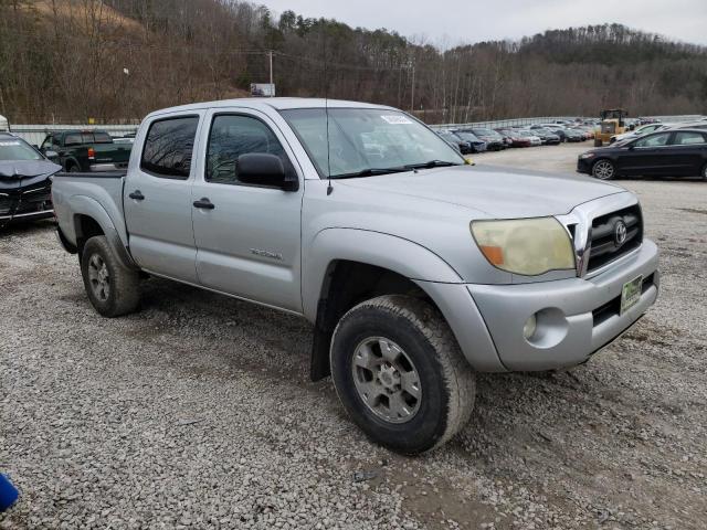 5TELU42N76Z251334 - 2006 TOYOTA TACOMA DOUBLE CAB 银色 照片 4