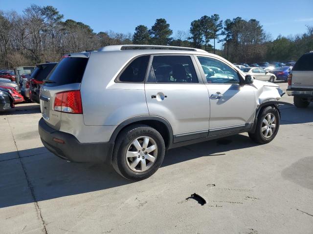 5XYKT4A66DG405953 - 2013 KIA SORENTO LX SILVER photo 3