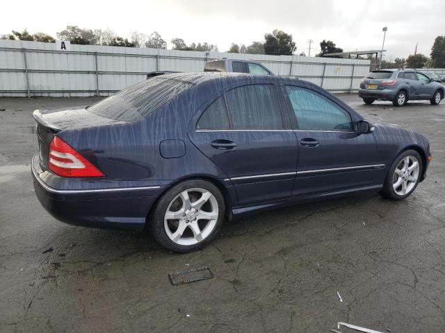 WDBRF52H47F930012 - 2007 MERCEDES-BENZ C 230 BLUE photo 3