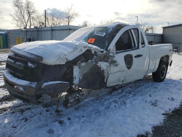 1GCRKPE77DZ385252 - 2013 CHEVROLET SILVERADO2 K1500 WHITE photo 1