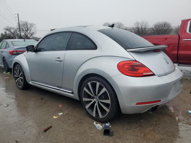 3VWV67AT2CM645138 - 2012 VOLKSWAGEN BEETLE TURBO SILVER photo 2