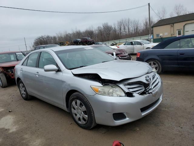 4T1BF3EK2AU094438 - 2010 TOYOTA CAMRY BASE SILVER photo 4