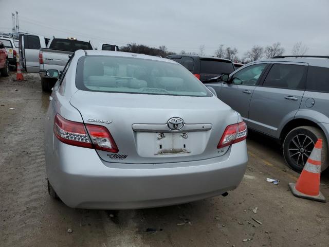 4T1BF3EK2AU094438 - 2010 TOYOTA CAMRY BASE SILVER photo 6