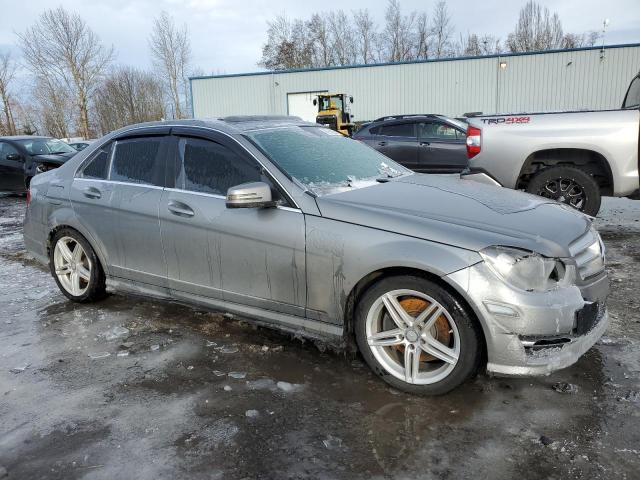 WDDGF8AB6DA795816 - 2013 MERCEDES-BENZ C 300 4MATIC GRAY photo 4