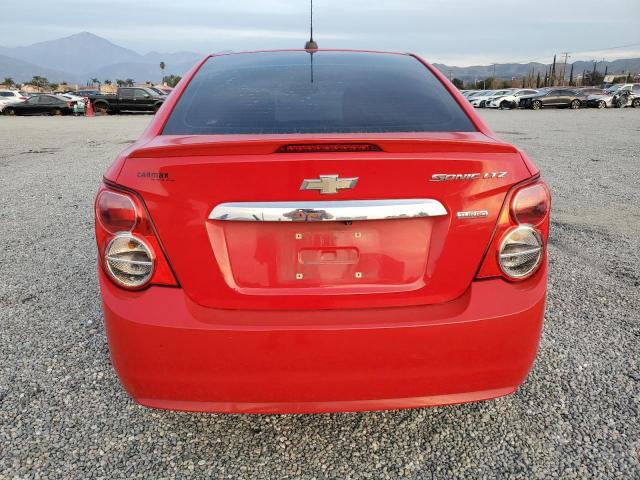 1G1JE5SB3F4213357 - 2015 CHEVROLET SONIC LTZ RED photo 6