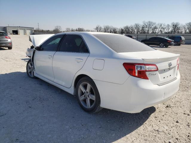 4T1BF1FK7DU658995 - 2013 TOYOTA CAMRY L WHITE photo 2