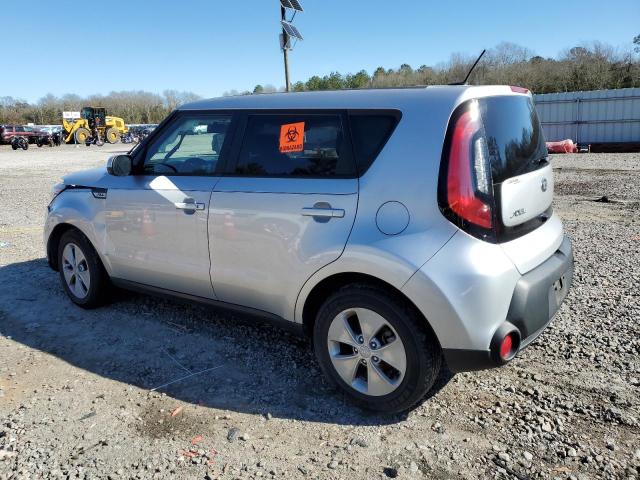 KNDJN2A23F7755483 - 2015 KIA SOUL SILVER photo 2