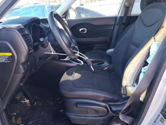 KNDJN2A23F7755483 - 2015 KIA SOUL SILVER photo 7