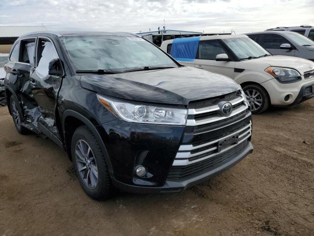 5TDJZRFH8KS598141 - 2019 TOYOTA HIGHLANDER SE BLACK photo 4