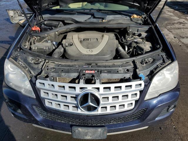 4JGBB8GB5BA736904 - 2011 MERCEDES-BENZ ML 350 4MATIC BLUE photo 12