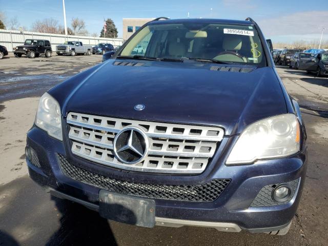 4JGBB8GB5BA736904 - 2011 MERCEDES-BENZ ML 350 4MATIC BLUE photo 5