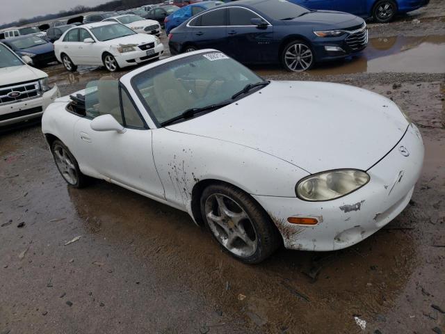 JM1NB353320229392 - 2002 MAZDA MX-5 MIATA BASE WHITE photo 4