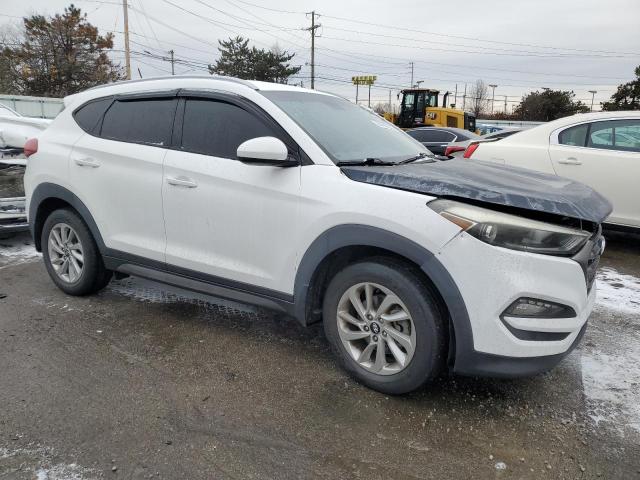 KM8J3CA46GU036031 - 2016 HYUNDAI TUCSON LIMITED WHITE photo 4