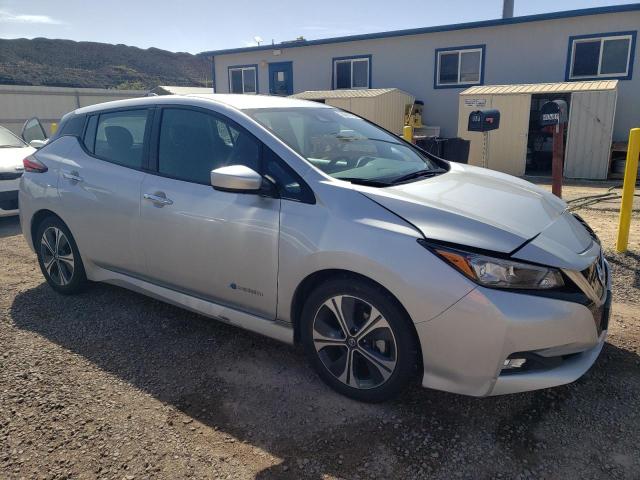 1N4AZ1CP5KC314307 - 2019 NISSAN LEAF S SILVER photo 4