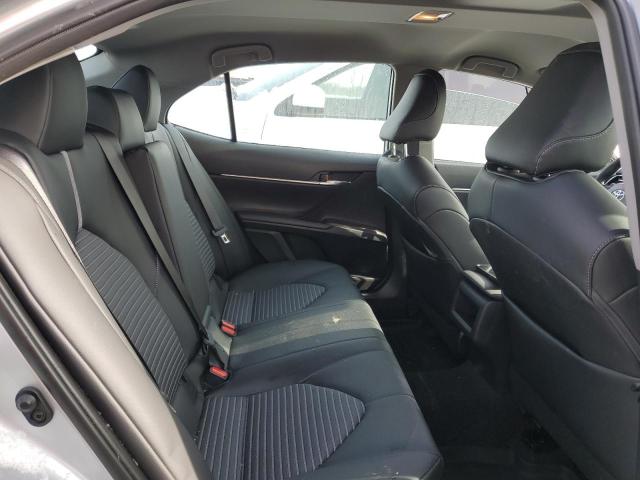 4T1G11AK7PU745621 - 2023 TOYOTA CAMRY SE NIGHT SHADE SILVER photo 10