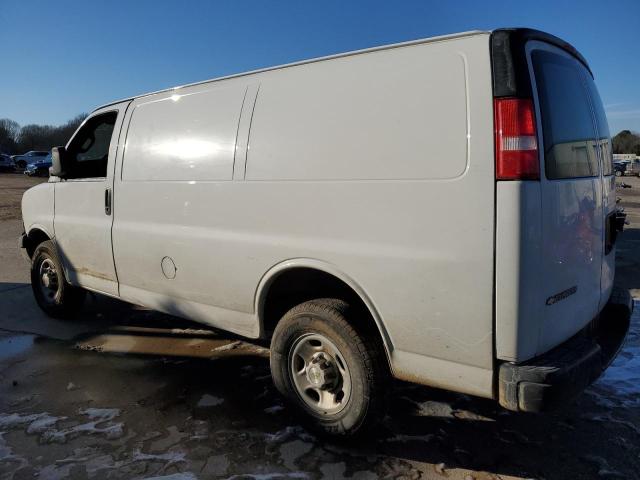 1GCWGAFP9N1243694 - 2022 CHEVROLET EXPRESS G2 WHITE photo 2