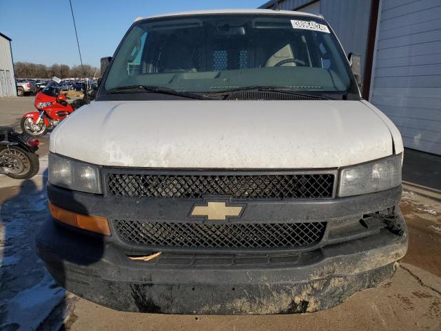 1GCWGAFP9N1243694 - 2022 CHEVROLET EXPRESS G2 WHITE photo 5