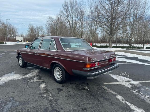 WDBAB33A8EA074707 - 1984 MERCEDES-BENZ 300 DT BURGUNDY photo 3