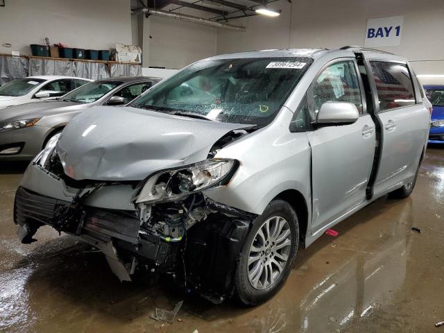 5TDYZ3DCXLS086336 - 2020 TOYOTA SIENNA XLE SILVER photo 1