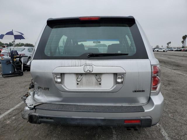 2HKYF18106H519775 - 2006 HONDA PILOT LX SILVER photo 6