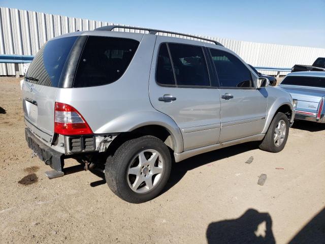 4JGAB75E93A416859 - 2003 MERCEDES-BENZ ML 500 GRAY photo 3