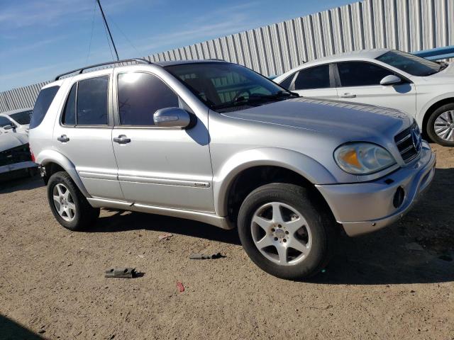 4JGAB75E93A416859 - 2003 MERCEDES-BENZ ML 500 GRAY photo 4