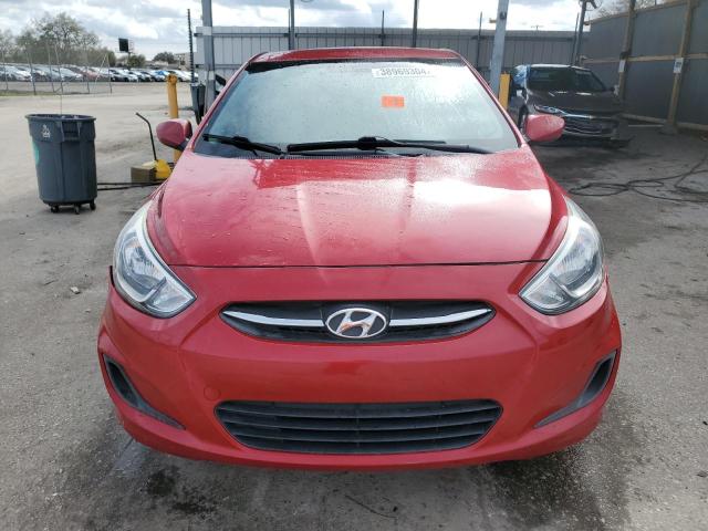 KMHCT4AE7GU158419 - 2016 HYUNDAI ACCENT SE RED photo 5