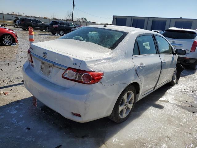 5YFBU4EE5DP094090 - 2013 TOYOTA COROLLA BASE WHITE photo 3