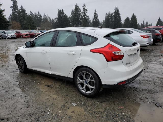 1FADP3K22EL336225 - 2014 FORD FOCUS SE WHITE photo 2