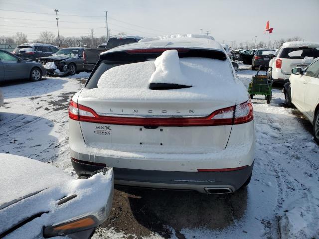 2LMPJ6KR1GBL89685 - 2016 LINCOLN MKX SELECT WHITE photo 6