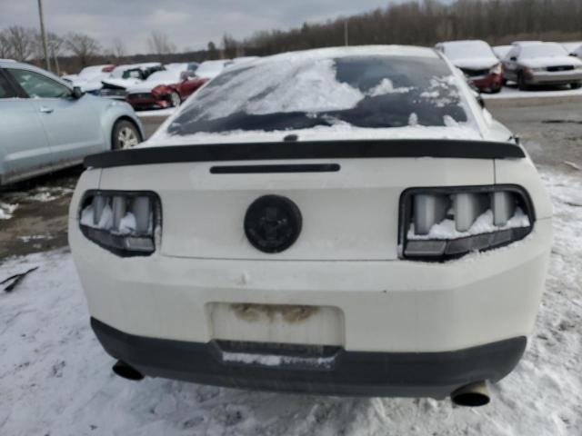 1ZVBP8AM0C5275165 - 2012 FORD MUSTANG WHITE photo 6