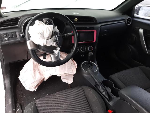 JTKJF5C73C3033045 - 2012 TOYOTA SCION TC WHITE photo 8