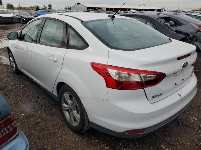 1FADP3F28EL375430 - 2014 FORD FOCUS SE WHITE photo 2