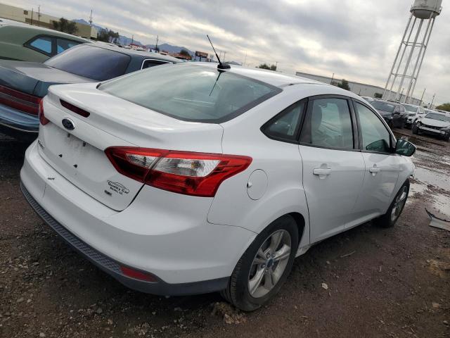 1FADP3F28EL375430 - 2014 FORD FOCUS SE WHITE photo 3