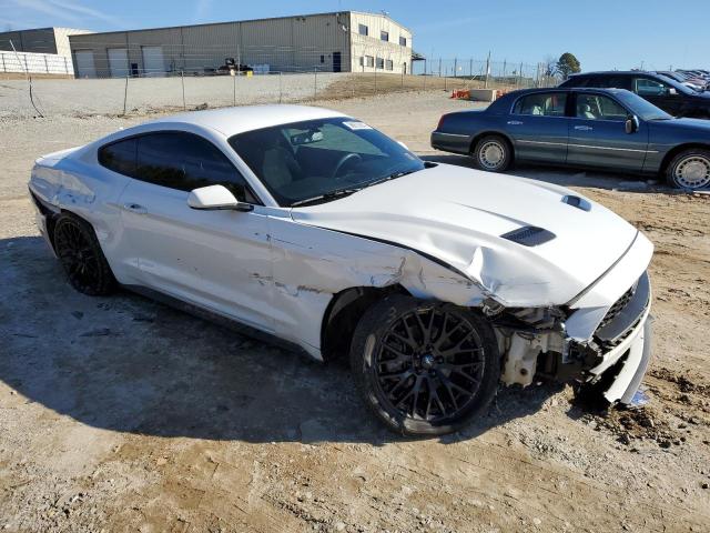 1FA6P8TH5J5170452 - 2018 FORD MUSTANG WHITE photo 4