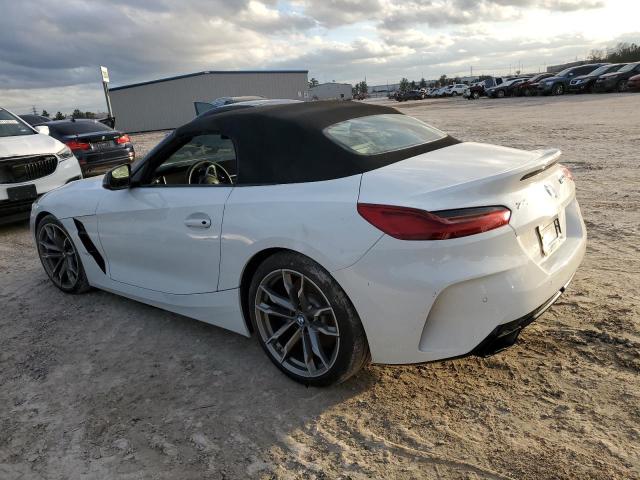 WBAHF9C00LWW64119 - 2020 BMW Z4 M40I WHITE photo 2