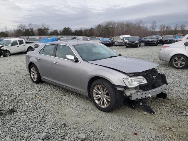 2C3CCAEG8FH786087 - 2015 CHRYSLER 300C SILVER photo 4