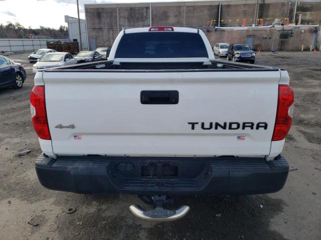 5TFCY5F12GX020027 - 2016 TOYOTA TUNDRA DOUBLE CAB SR/SR5 WHITE photo 6