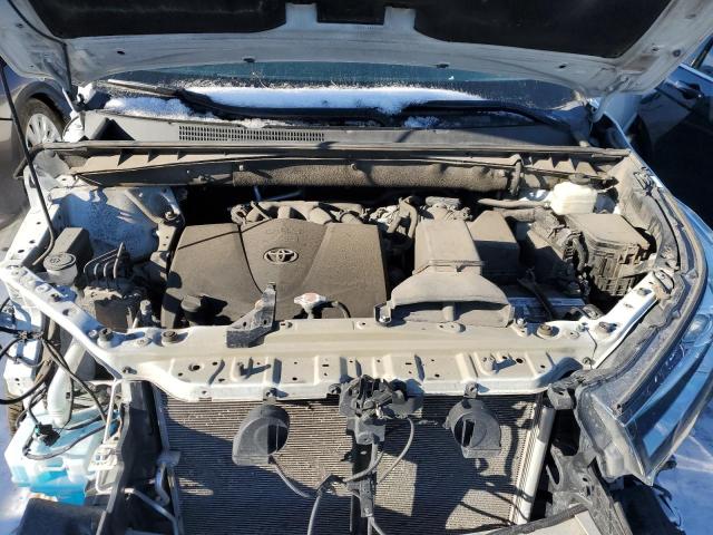 5TDJZRFH6JS552855 - 2018 TOYOTA HIGHLANDER SE WHITE photo 12