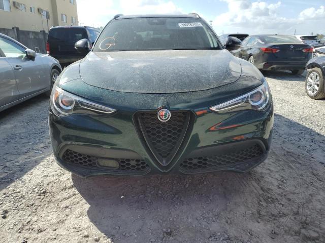 ZASPAJAN5M7D11858 - 2021 ALFA ROMEO STELVIO SPORT Grün Foto 5