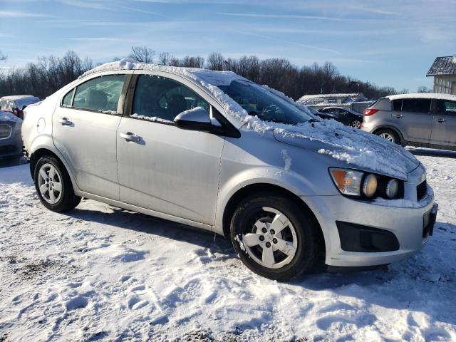 1G1JA5SG6D4236927 - 2013 CHEVROLET SONIC LS ვერცხლისფერი ფოტო 4