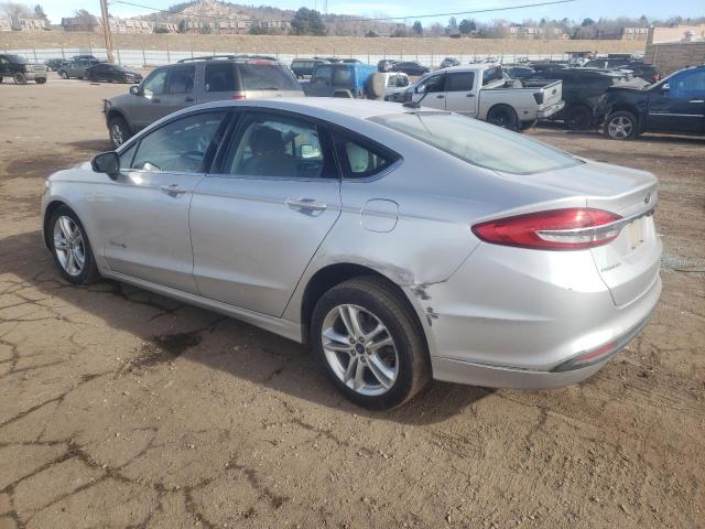 3FA6P0LUXJR221584 - 2018 FORD FUSION SE HYBRID SILVER photo 2