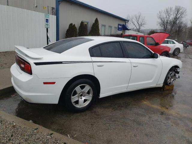 2C3CDXBGXEH130881 - 2014 DODGE CHARGER SE WHITE photo 3