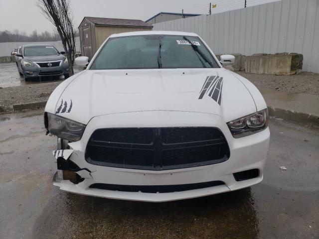 2C3CDXBGXEH130881 - 2014 DODGE CHARGER SE WHITE photo 5