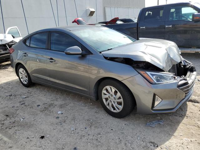 5NPD74LF7KH451145 - 2019 HYUNDAI ELANTRA SE GRAY photo 4