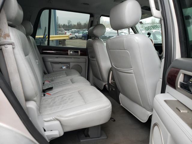 5LMFU27566LJ29629 - 2006 LINCOLN NAVIGATOR ნაცრისფერი ფოტო 11