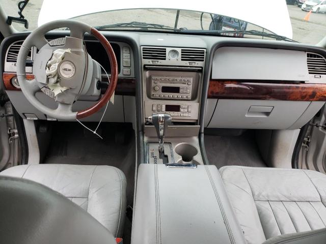 5LMFU27566LJ29629 - 2006 LINCOLN NAVIGATOR ნაცრისფერი ფოტო 8