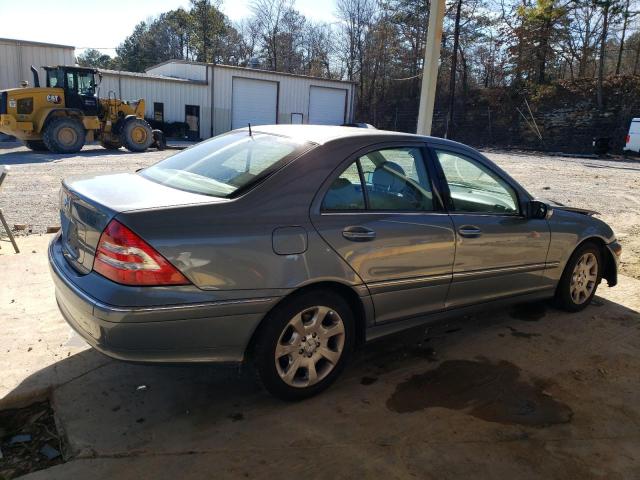 WDBRF61J55F651563 - 2005 MERCEDES-BENZ C 240 GRAY photo 3