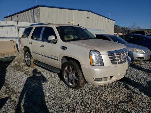 1GYFK63868R124347 - 2008 CADILLAC ESCALADE LUXURY CREAM photo 4